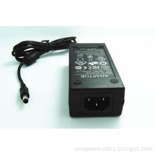 C14 3 Pins International Travel Power Adapter , CEC / ERP C